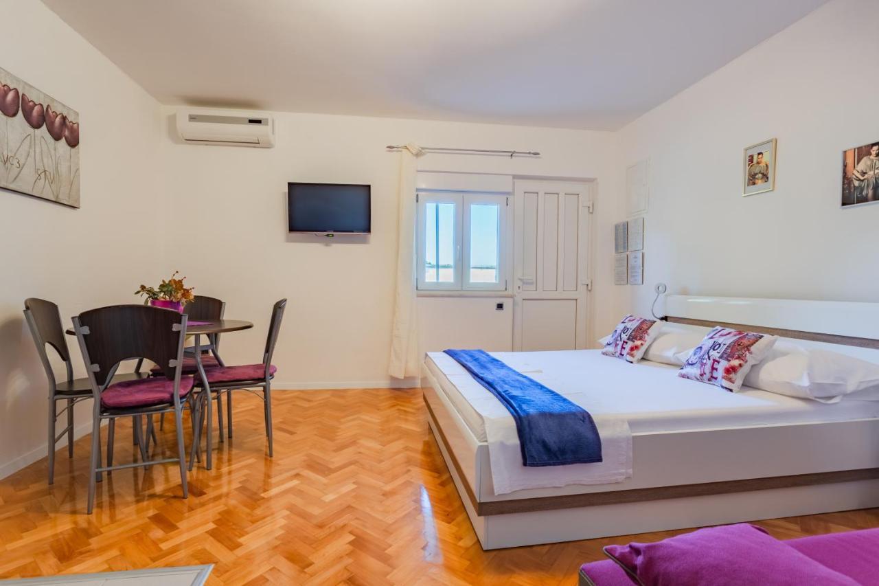 Apartment Bonaca Posedarje Esterno foto